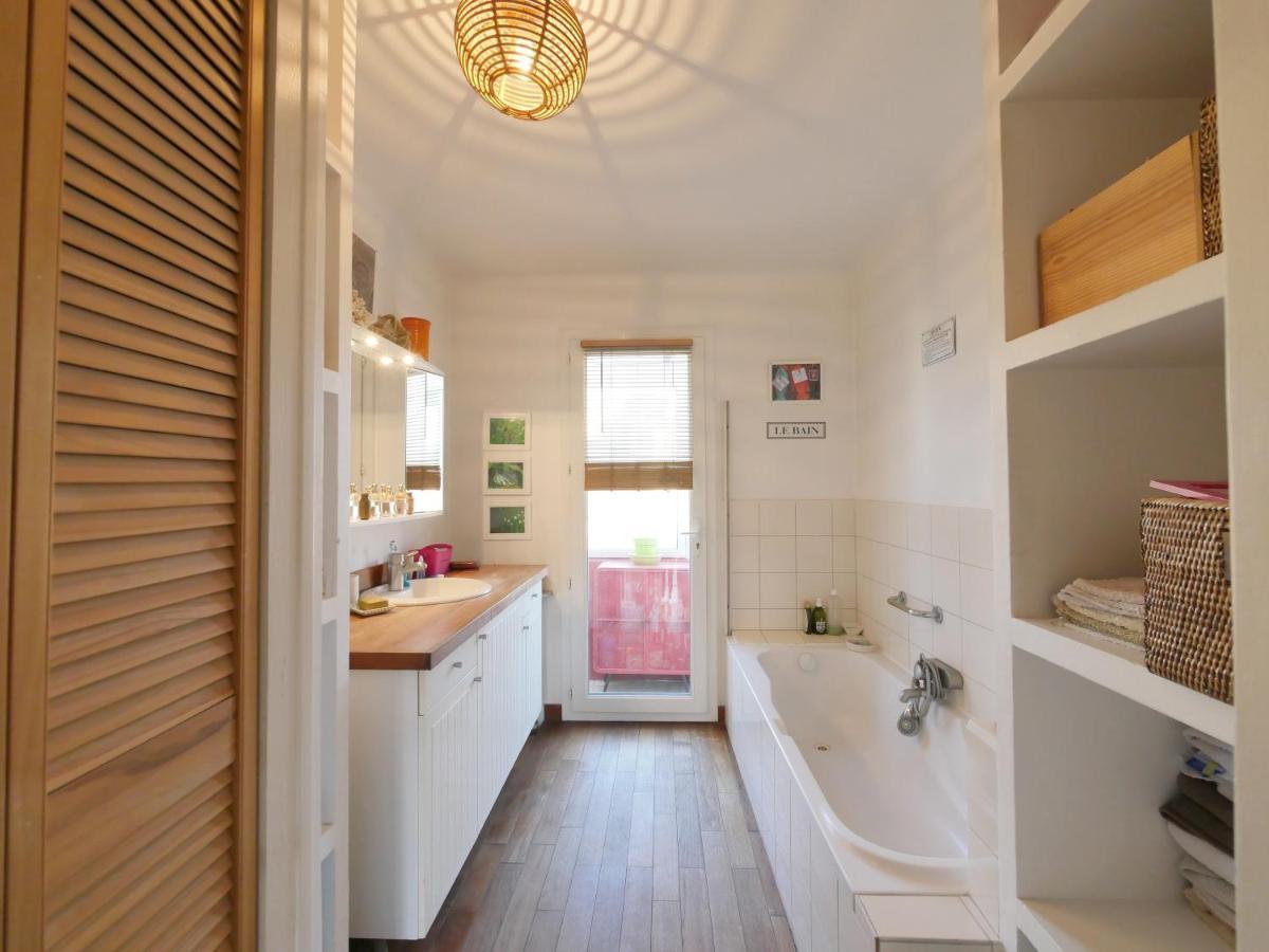 Chambre Avec Vue Notre Dame De La Garde Bed & Breakfast Marseille Luaran gambar
