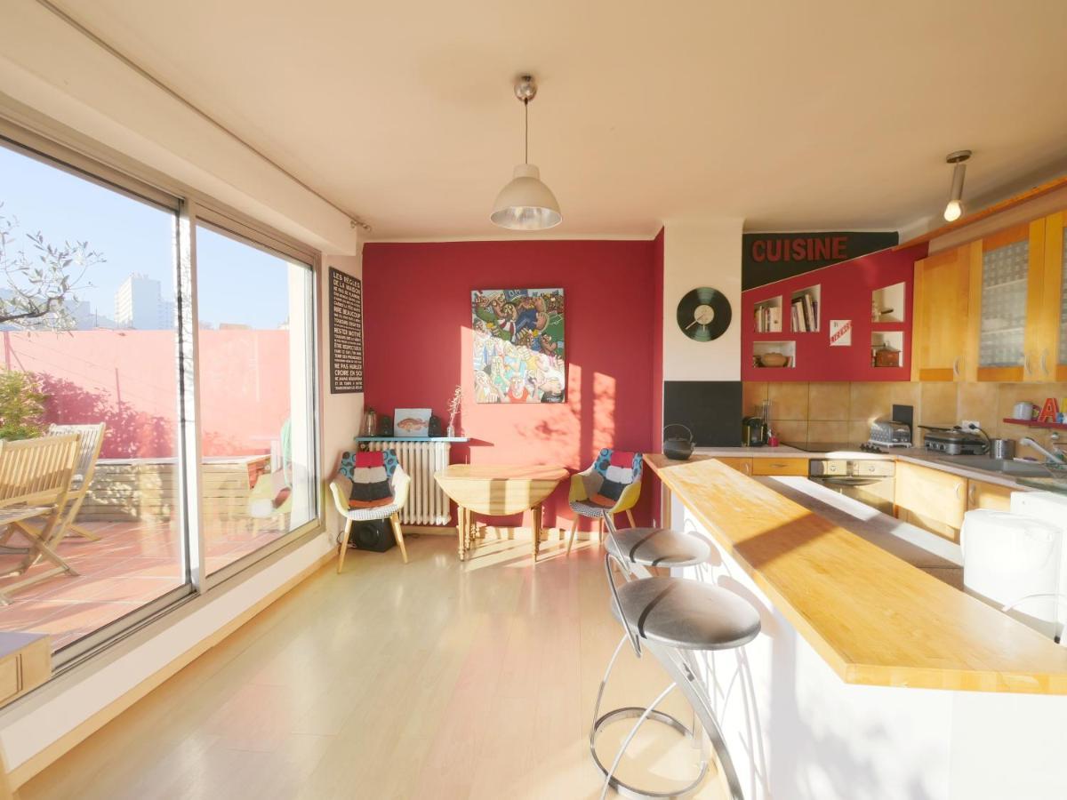 Chambre Avec Vue Notre Dame De La Garde Bed & Breakfast Marseille Luaran gambar